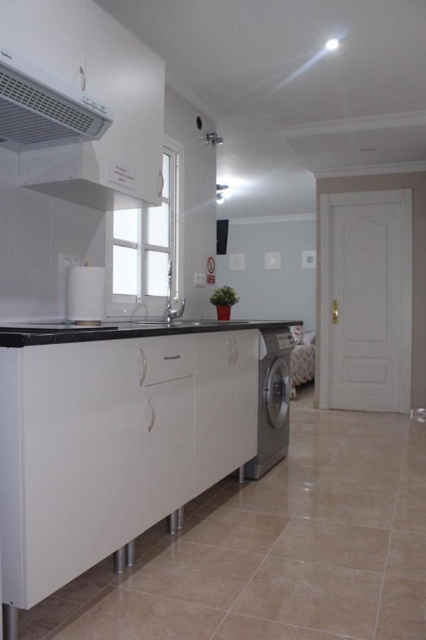 Nice And New Studio Very Close To The City Center 2ºa Málaga Kültér fotó