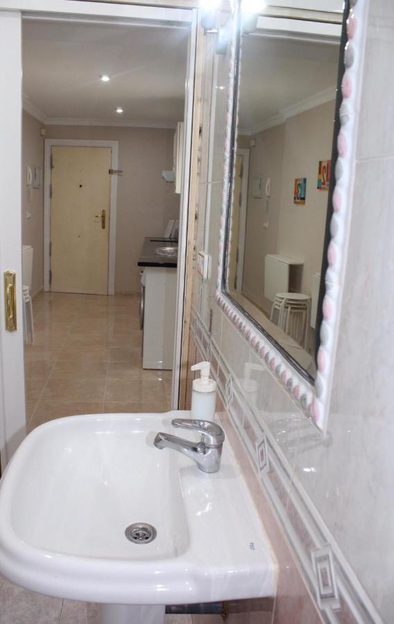 Nice And New Studio Very Close To The City Center 2ºa Málaga Kültér fotó